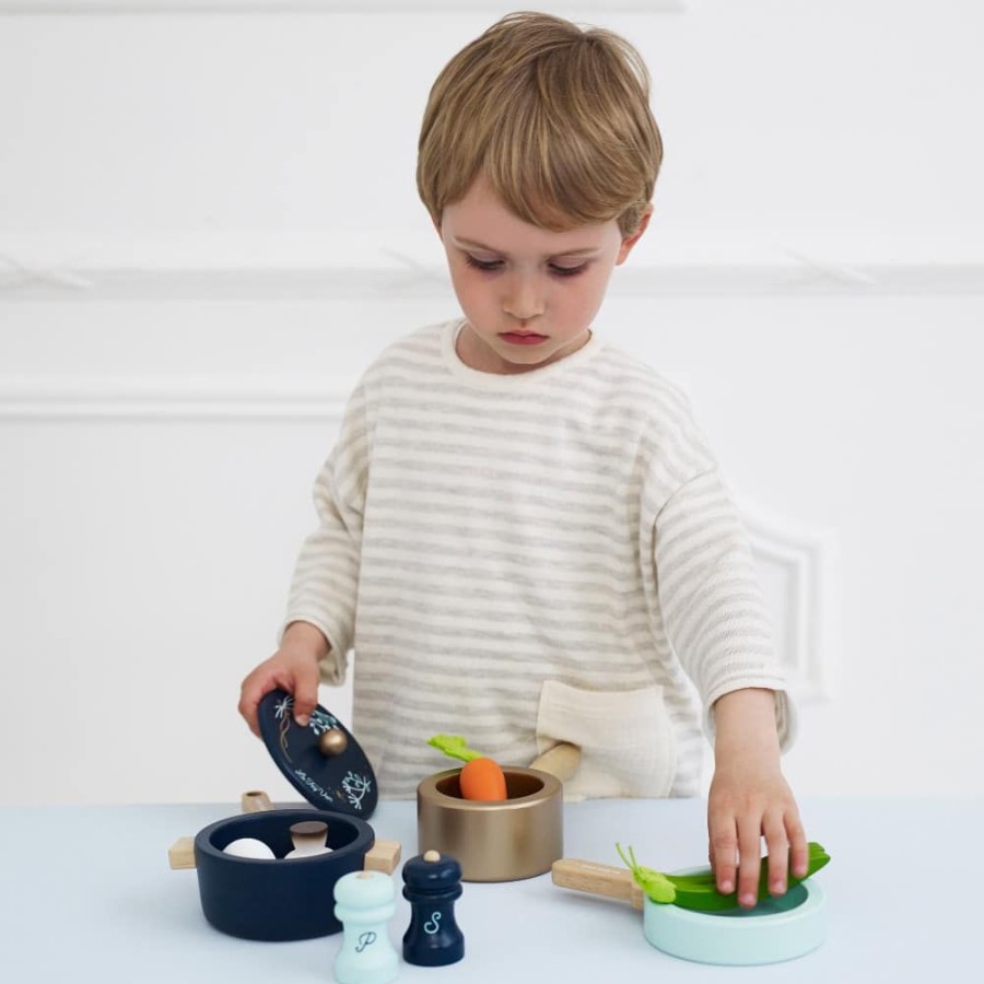 Wooden Toys Little Dreamers | Le Toy Van Pots & Pans